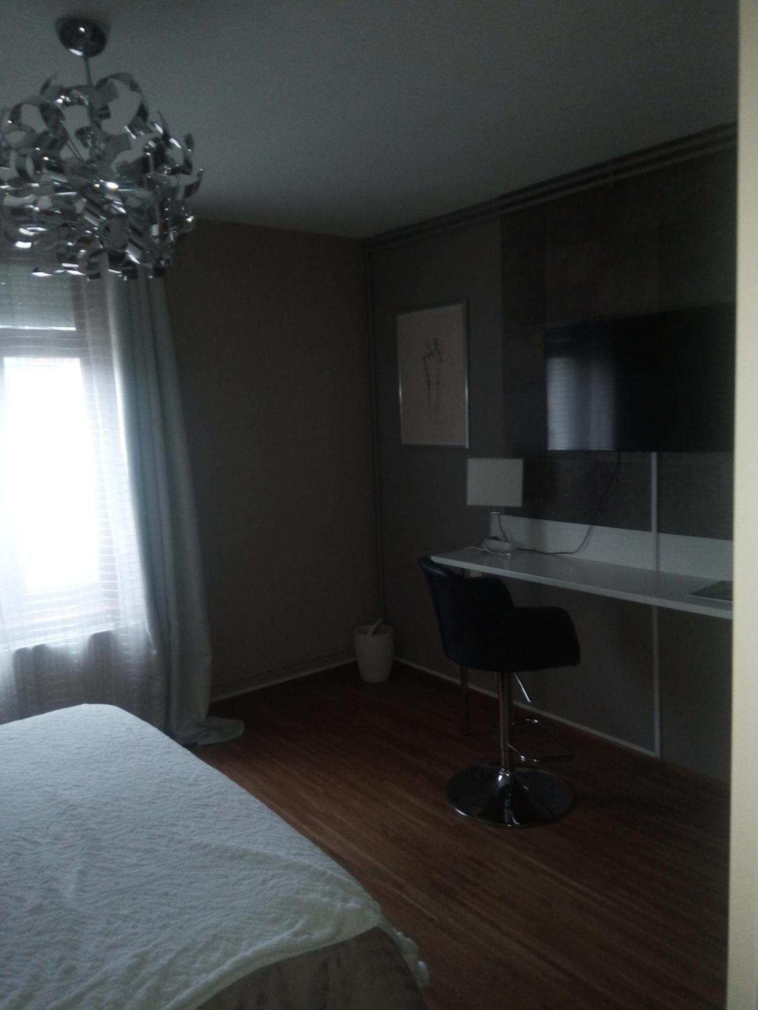 Aux Berges De Sambre Hotel Aulnoye-Aymeries Quarto foto